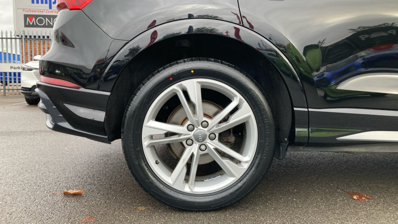 Audi Q3 35 TDI S Line 5dr S Tronic Diesel Estate